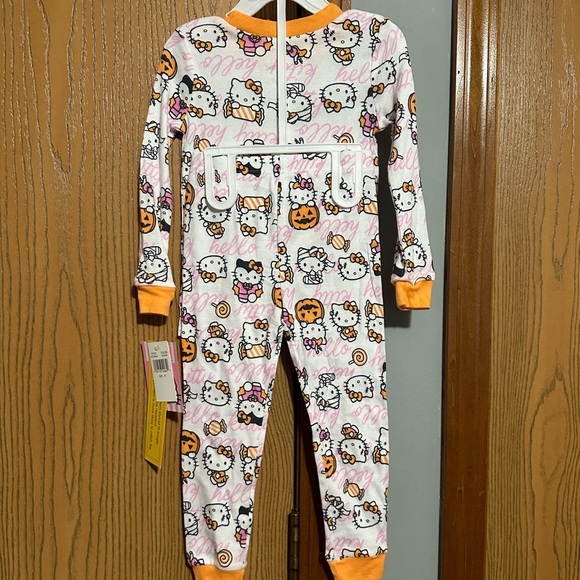 Halloween trick or treat candy Hello Kitty Pajamas - Picture 7 of 7